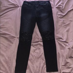 Black Ripped/Zip Jean